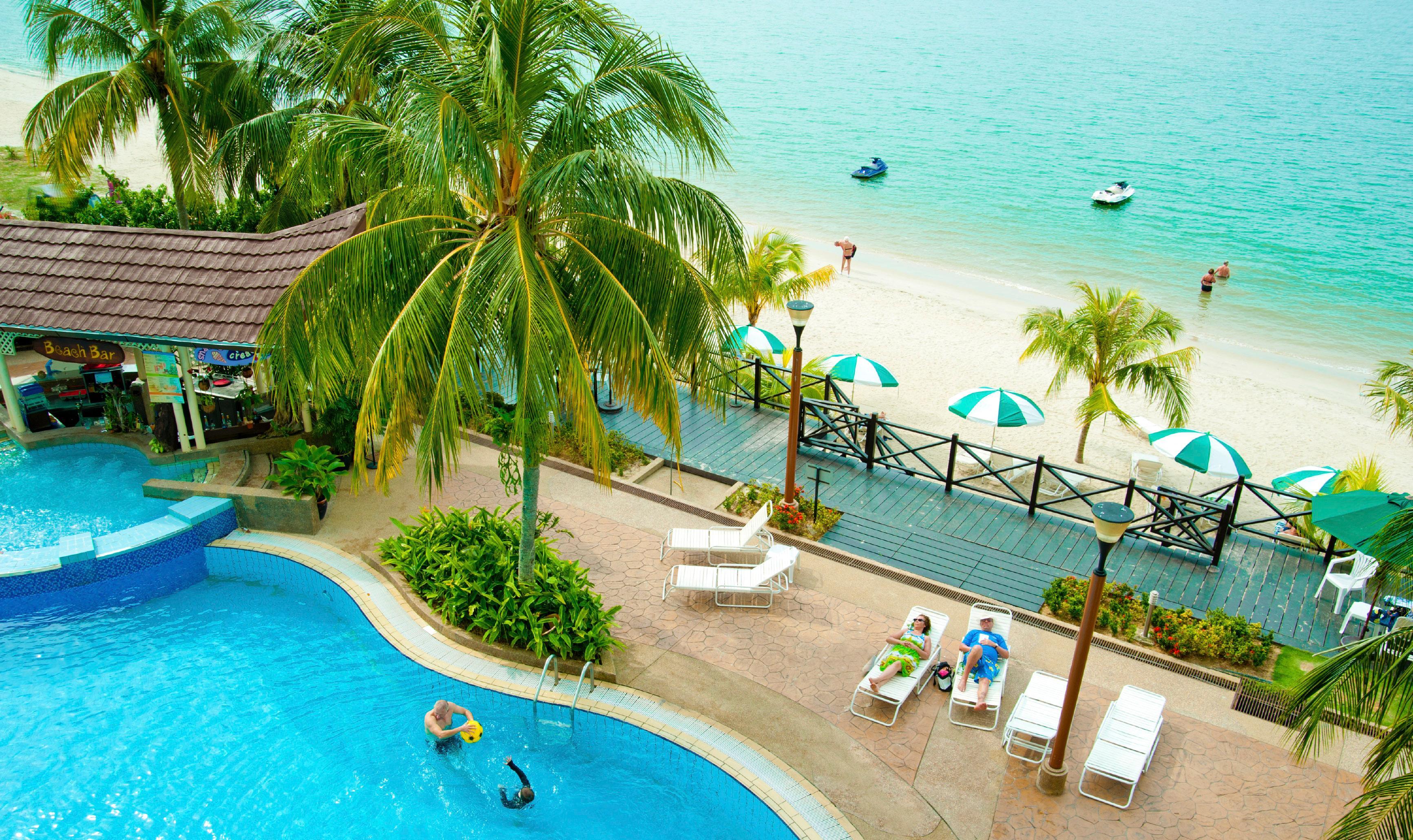 Flamingo Hotel By The Beach, Penang Tanjung Bungah  Exterior photo