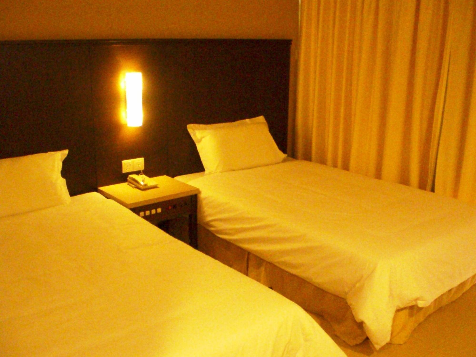 Flamingo Hotel By The Beach, Penang Tanjung Bungah  Exterior photo