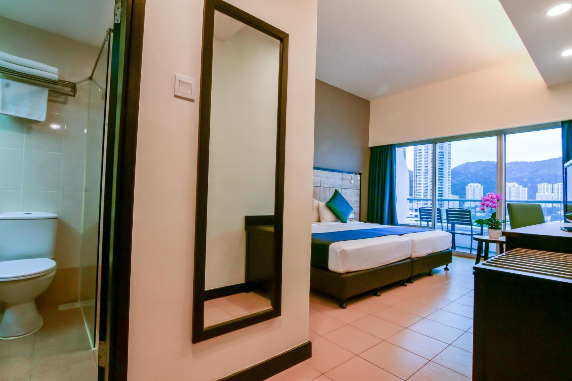 Flamingo Hotel By The Beach, Penang Tanjung Bungah  Exterior photo