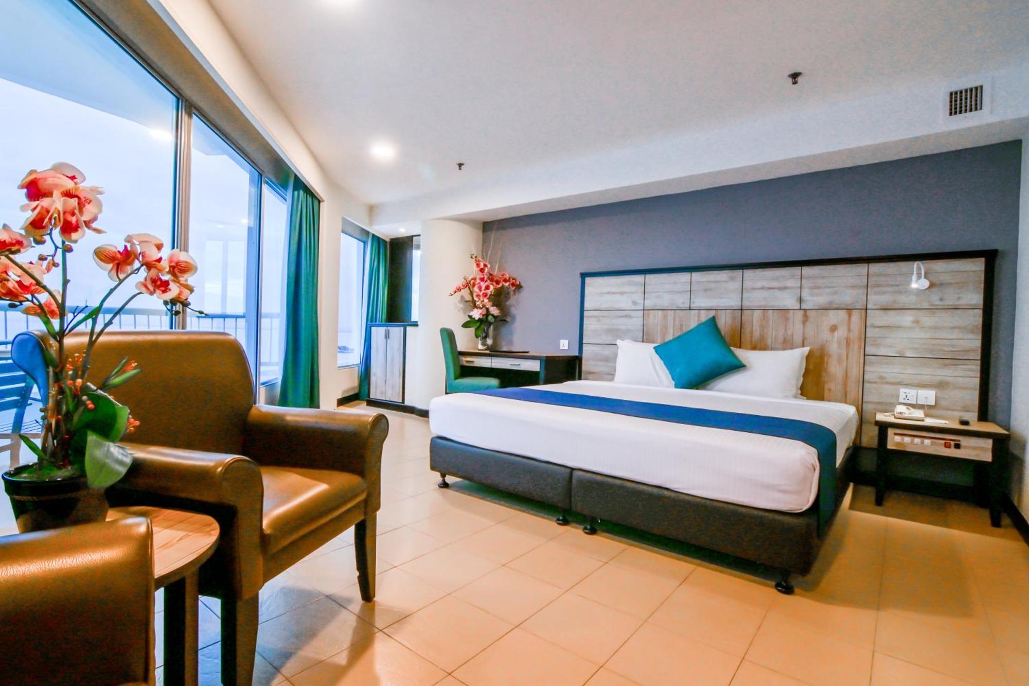 Flamingo Hotel By The Beach, Penang Tanjung Bungah  Exterior photo